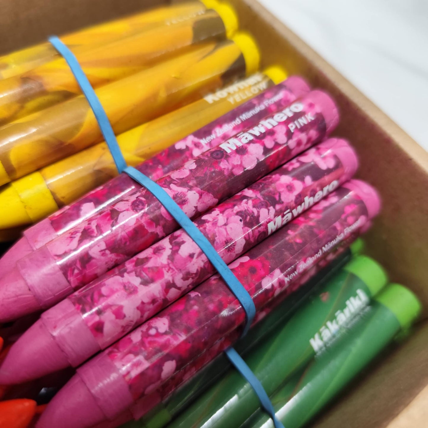 Nga Tae Crayons Educational boxes