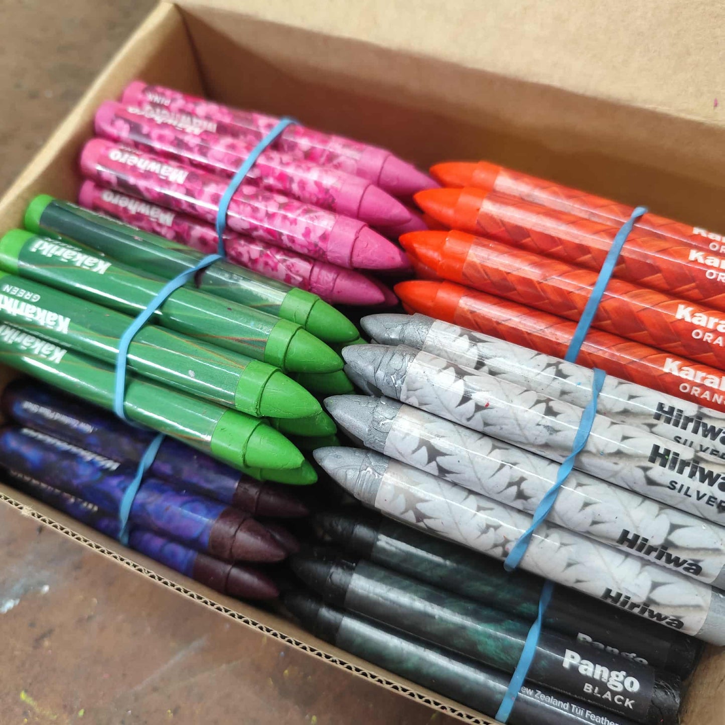 Nga Tae Crayons Educational boxes